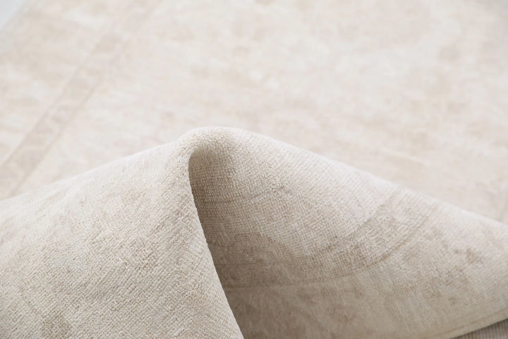 Ivory Afghan Serenity Rug 2' 7" x 6' 9" Hand-Knotted | No. AT77062