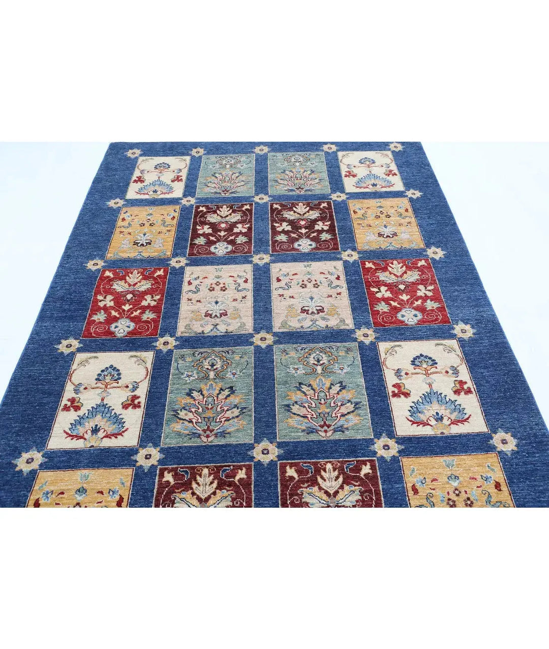 Afghan Bakhtiari Rug 5' 5" x 7' 7" Hand-Knotted | No. AT77473