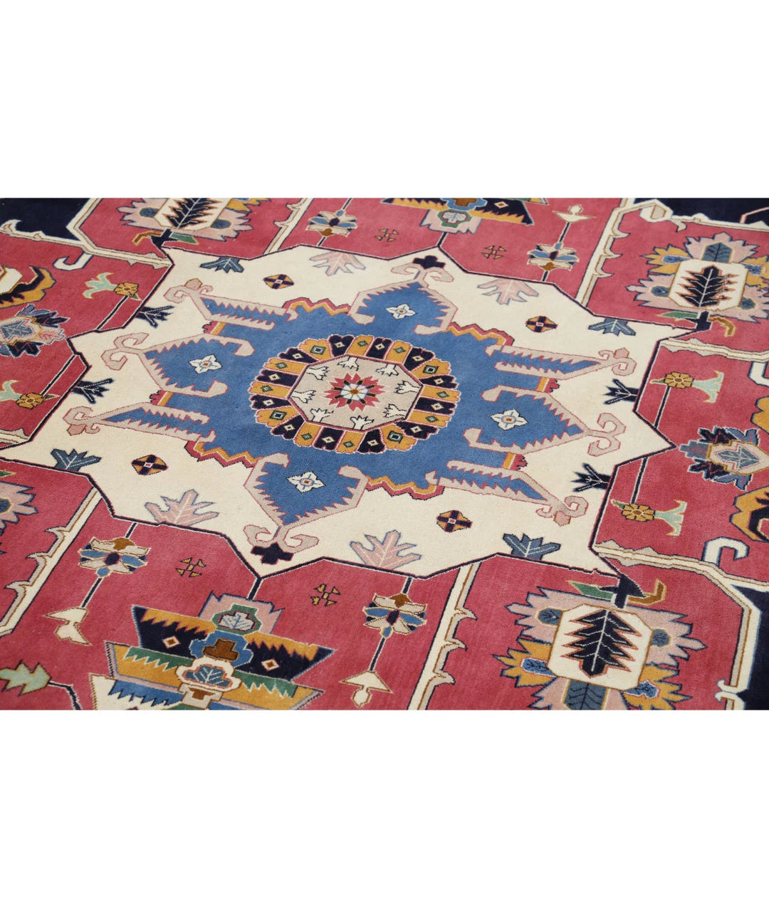 Pakistani Heriz Rug 9' 11" x 14' 6" Hand-Knotted | No. AT79649