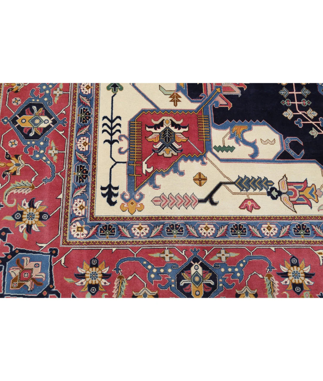 Pakistani Heriz Rug 9' 11" x 14' 6" Hand-Knotted | No. AT79649