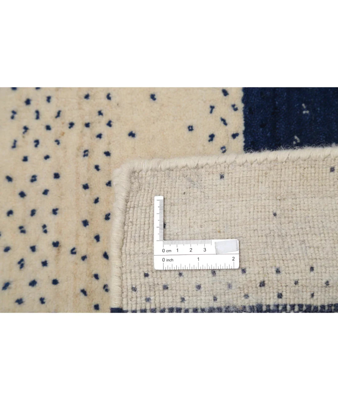 Ivory Indian Lori Rug 2' 8" x 3' 11" Hand-Knotted | No. AT79982
