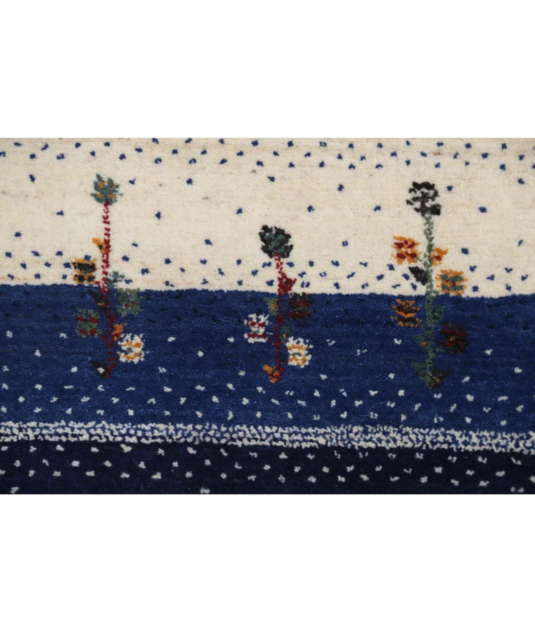 Ivory Indian Lori Rug 2' 8" x 3' 11" Hand-Knotted | No. AT79982
