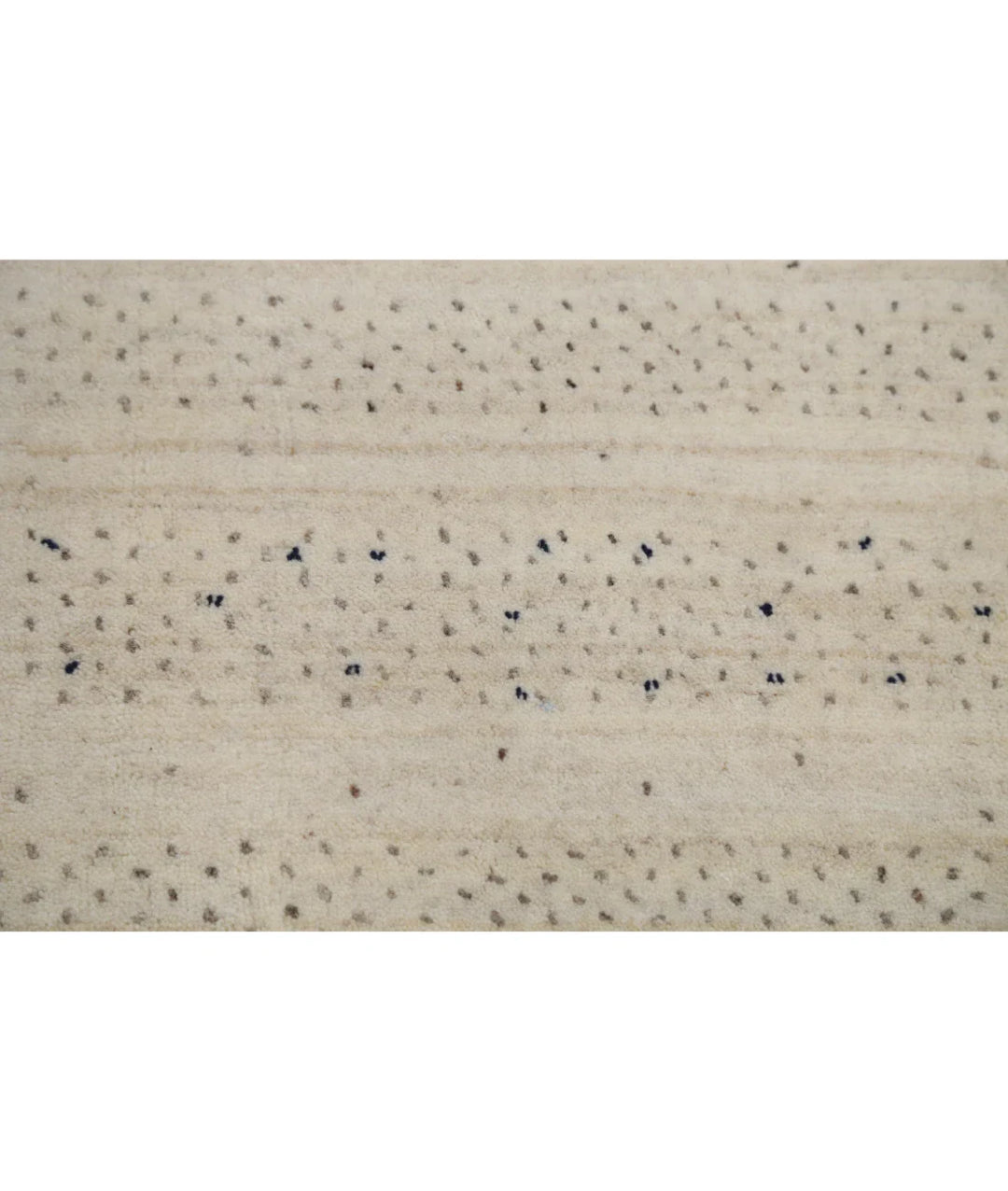 Ivory Indian Oriental Rug 8' 2" x 9' 8" Hand-Knotted | No. AT80313