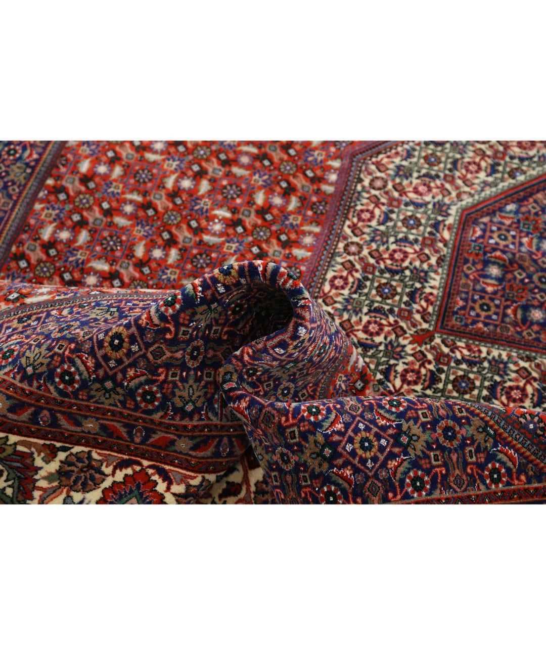 Persian Bijar Rug 6' 7" x 9' 11" Hand-Knotted | No. AT80757