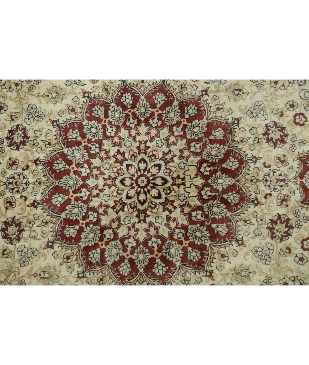 Chinese Hereke Rug 3' 1" x 4' 10" Hand-Knotted | No. AT80957