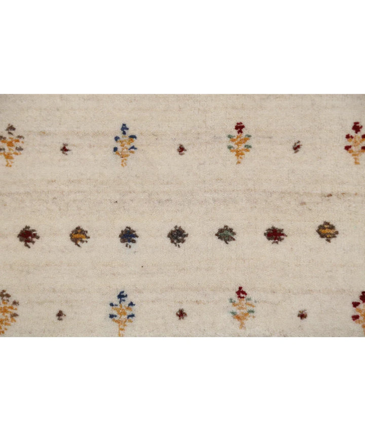 Ivory Indian Lori Rug 5' 8" x 7' 7" Hand-Knotted | No. AT82113