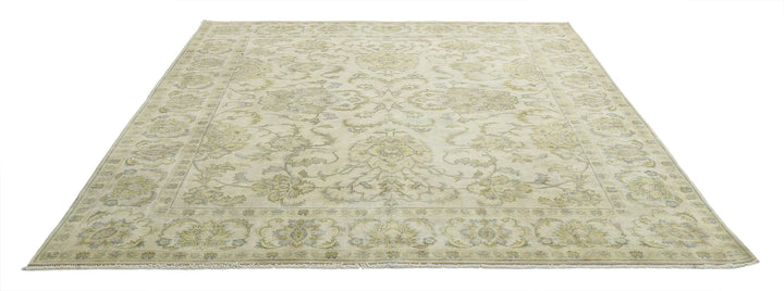Indian Ziegler Rug 7' 9" x 9' 7" Hand-Knotted | No. AT82365