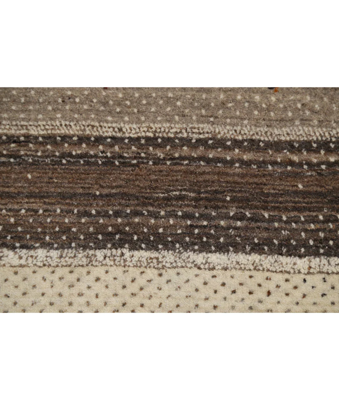 Ivory Indian Oriental Rug 6' 5" x 8' 1" Hand-Knotted | No. AT833538