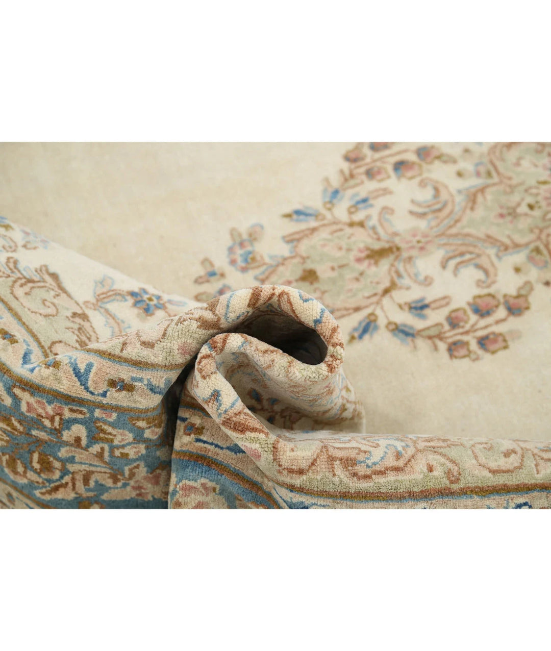 Persian Kerman Rug 5' 11" x 8' 8" Hand-Knotted | No. AT84443