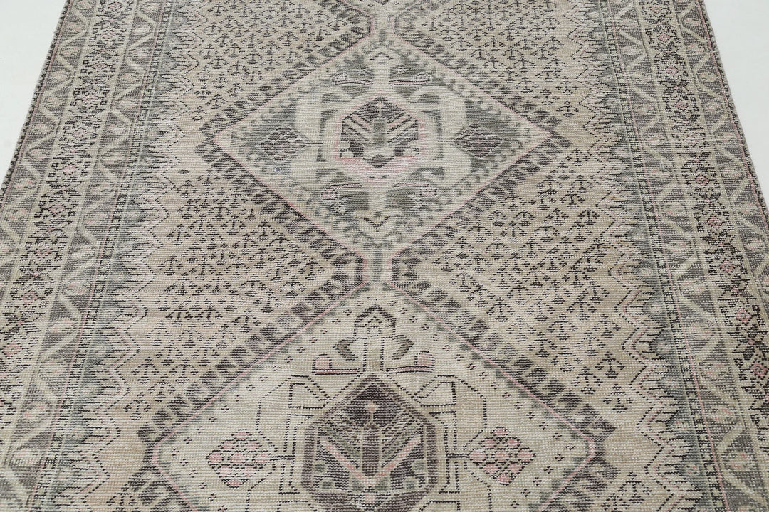Persian Hamadan Vintage Rug 4' 10" x 9' 9" Hand-Knotted | No. AT84546