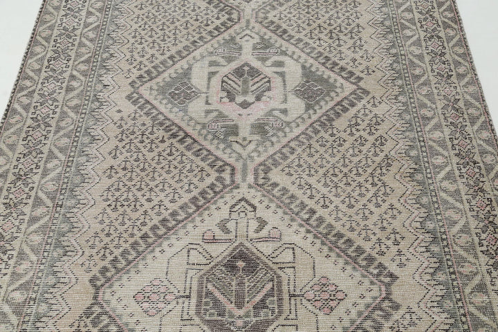 Persian Hamadan Vintage Rug 4' 10" x 9' 9" Hand-Knotted | No. AT84546