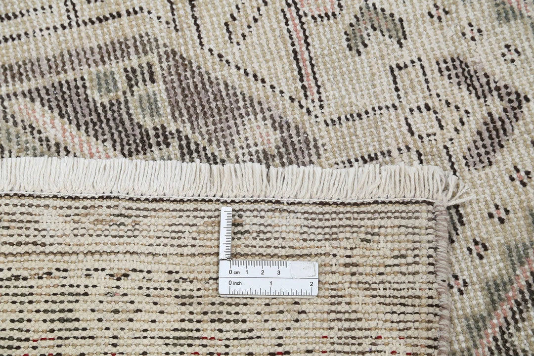 Persian Hamadan Vintage Rug 4' 10" x 9' 9" Hand-Knotted | No. AT84546