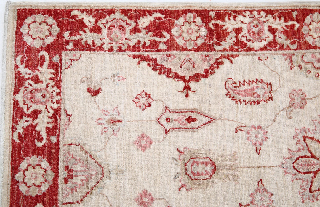 Ivory Afghan Ziegler Rug 2' 7" x 6' 8" Hand-Knotted | No. AT84667