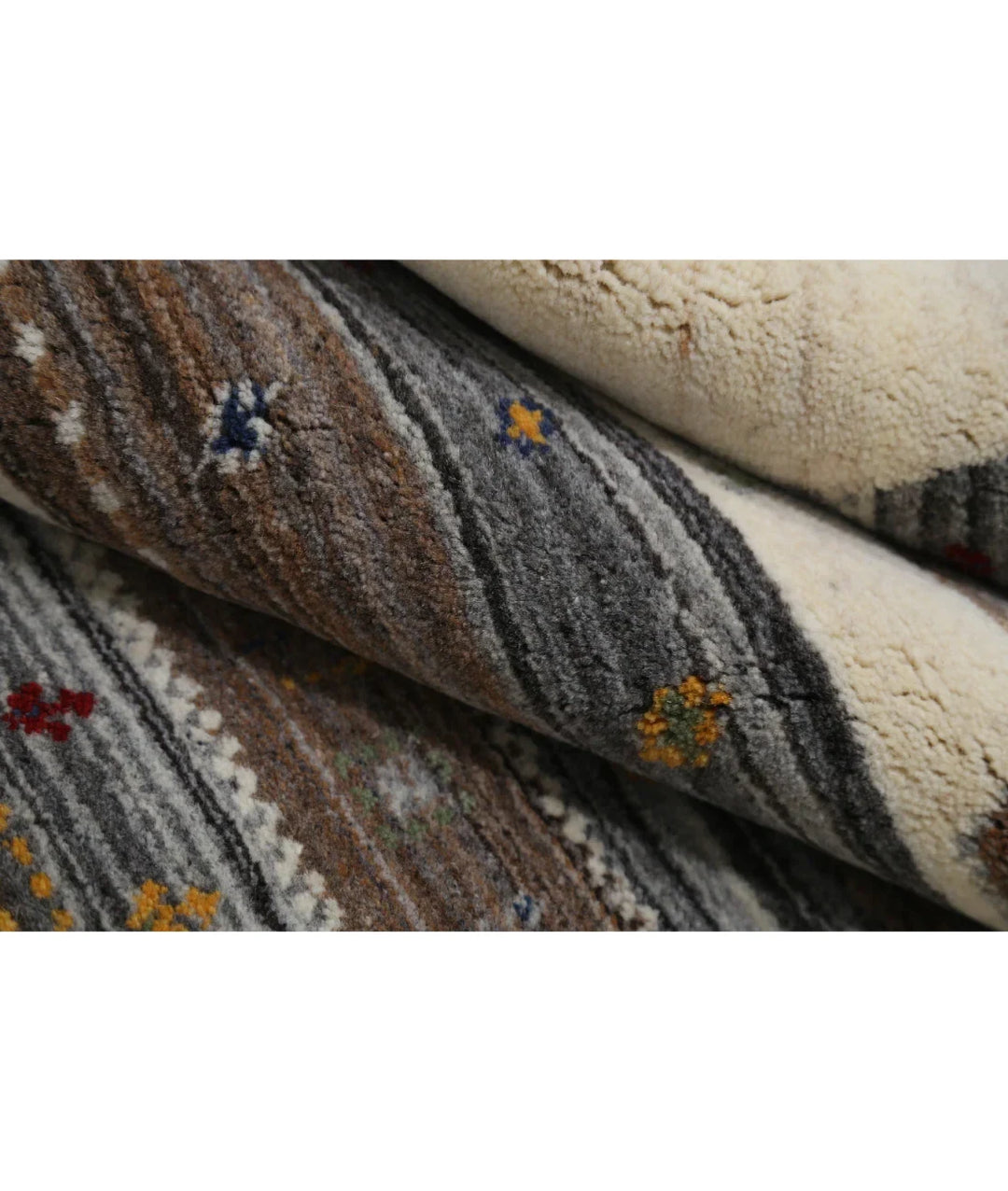 Ivory Indian Oriental Rug 3' 0" x 5' 2" Hand-Knotted | No. AT85294