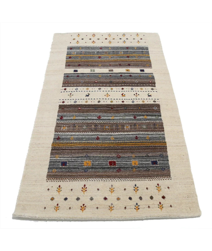 Ivory Indian Oriental Rug 3' 0" x 5' 2" Hand-Knotted | No. AT85294