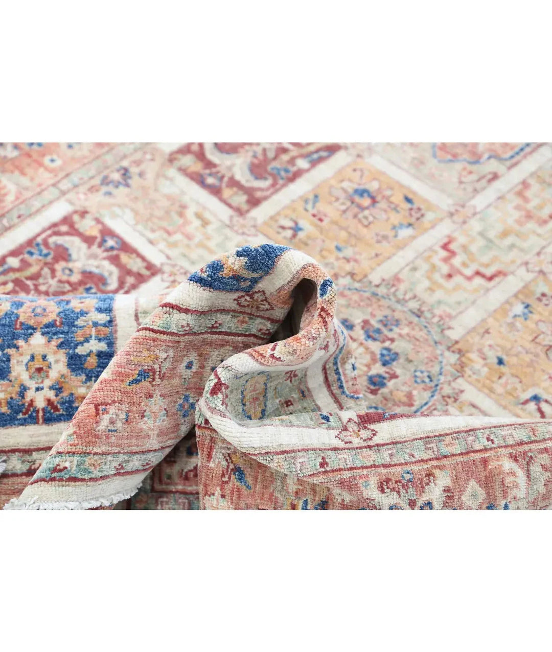 Afghan Bakhtiari Rug 3' 10" x 5' 8" Hand-Knotted | No. AT86320