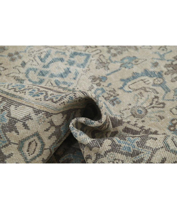 Persian Mahal Rug 8'8" x 12'9" Hand-Knotted | No. AT86424