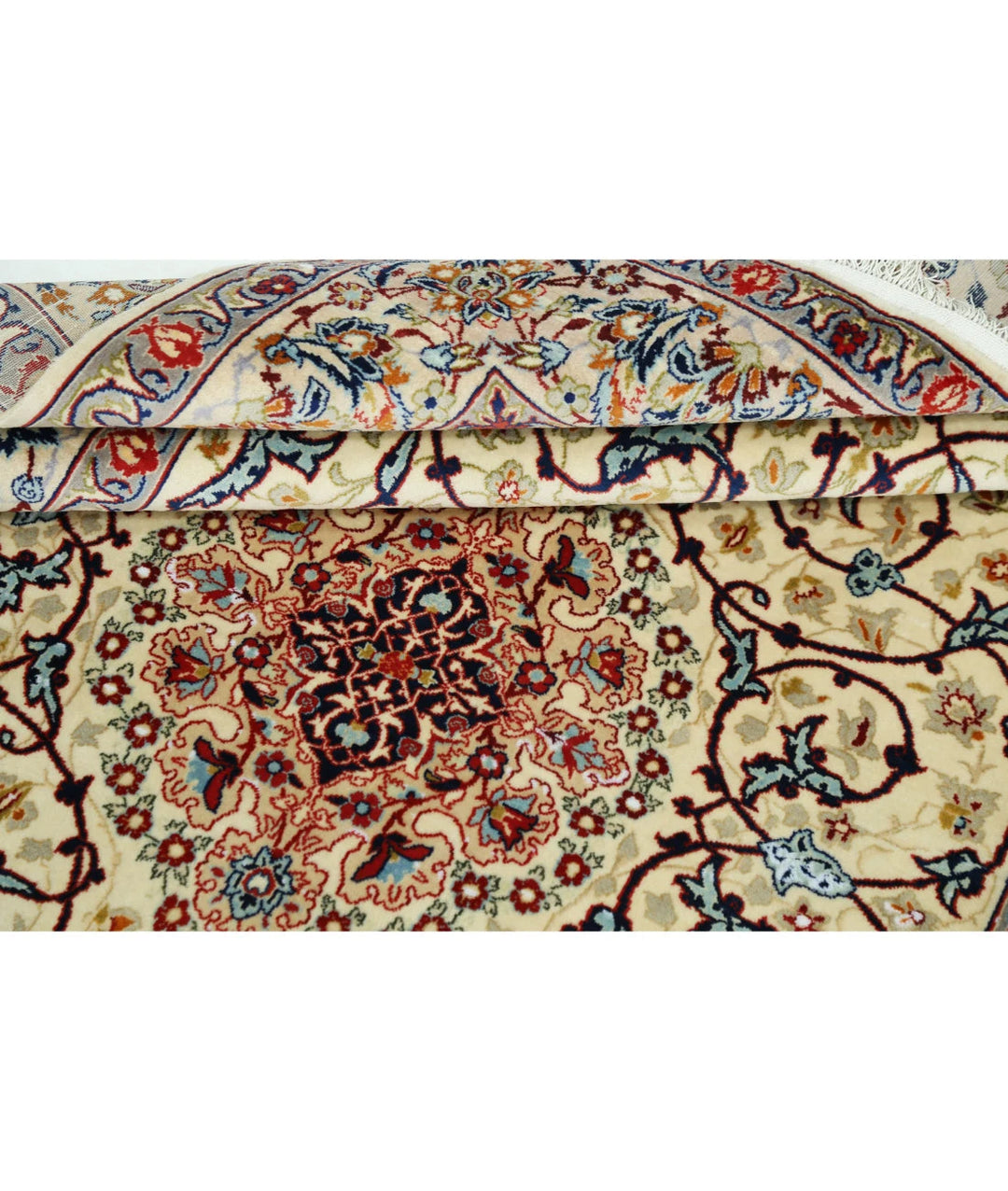 Ivory Persian Isfahan Rug 3' 7" x 5' 3" Hand-Knotted | No. AT86590