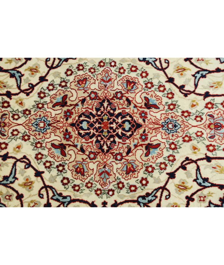 Ivory Persian Isfahan Rug 3' 7" x 5' 3" Hand-Knotted | No. AT86590