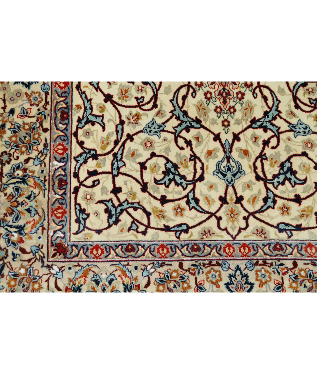 Ivory Persian Isfahan Rug 3' 7" x 5' 3" Hand-Knotted | No. AT86590