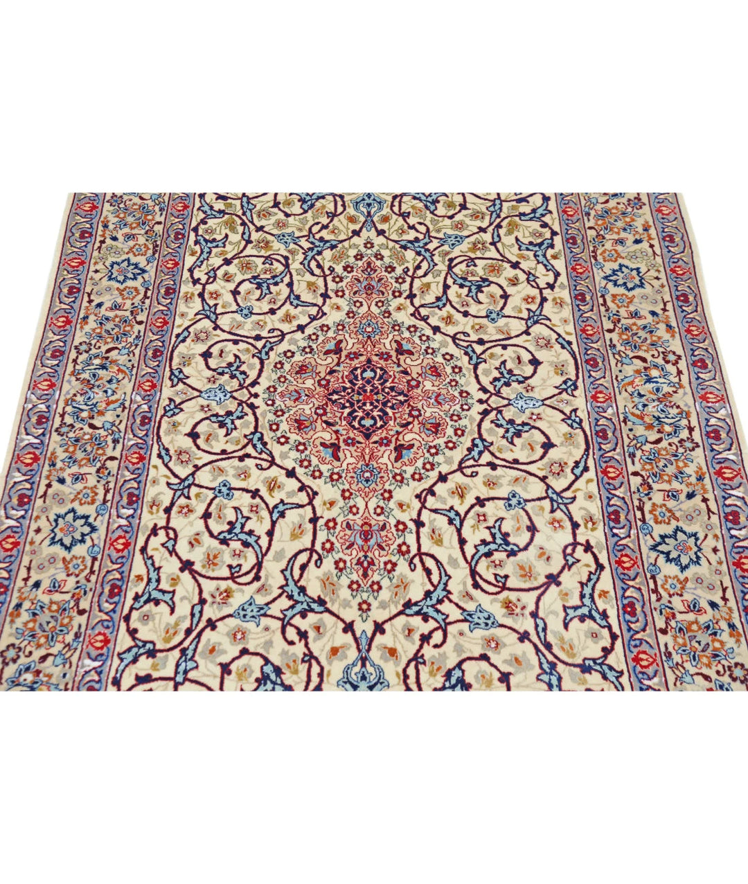 Ivory Persian Isfahan Rug 3' 7" x 5' 3" Hand-Knotted | No. AT86590
