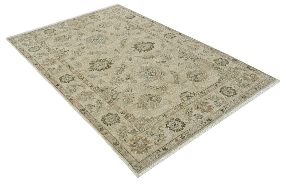 Indian Ziegler Rug 4' 5" x 6' 10" Hand-Knotted | No. AT87177