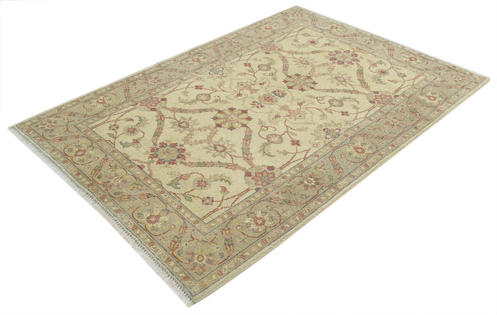 Indian Ziegler Rug 4' 0" x 5' 9" Hand-Knotted | No. AT87911