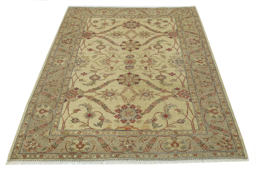 Indian Ziegler Rug 4' 0" x 5' 9" Hand-Knotted | No. AT87911