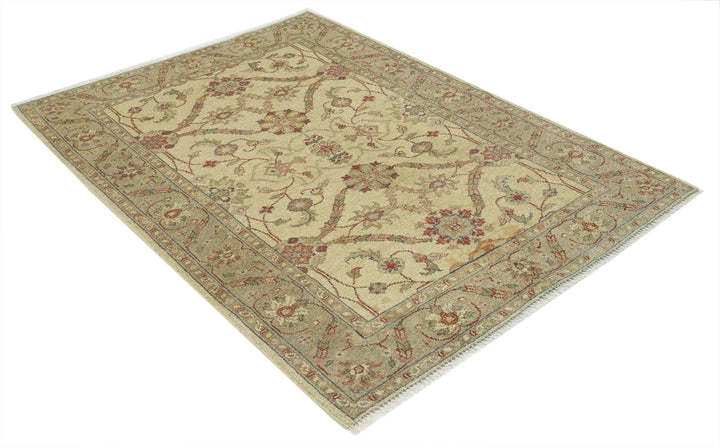 Indian Ziegler Rug 4' 0" x 5' 9" Hand-Knotted | No. AT87911
