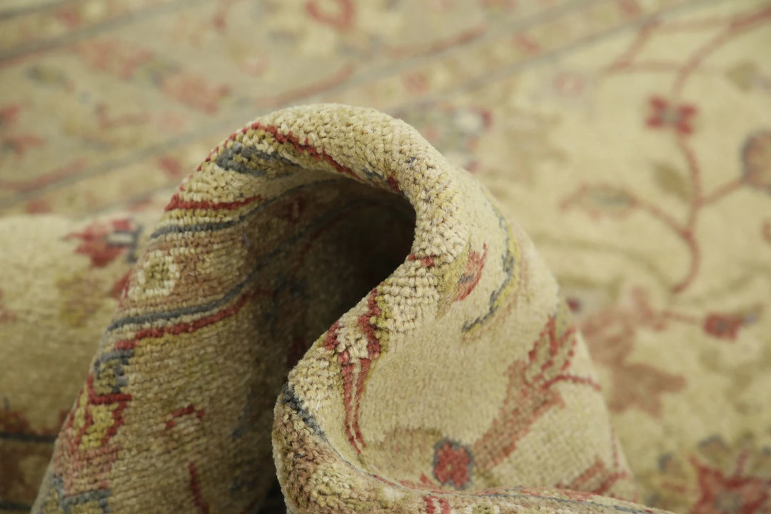 Indian Ziegler Rug 4' 0" x 5' 9" Hand-Knotted | No. AT87911