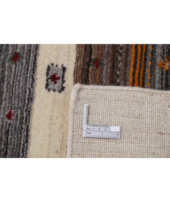 Ivory Indian Lori Rug 4' 0" x 5' 10" Hand-Knotted | No. AT883803