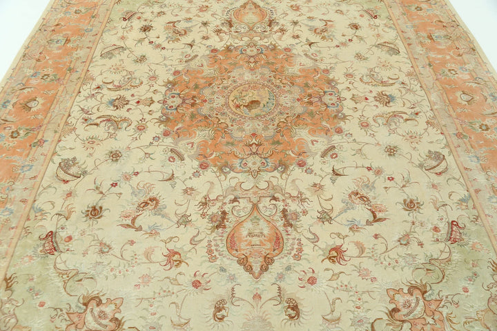 Persian Tabriz Fine Rug 8' 1" x 11' 8" Hand-Knotted | No. AT89927