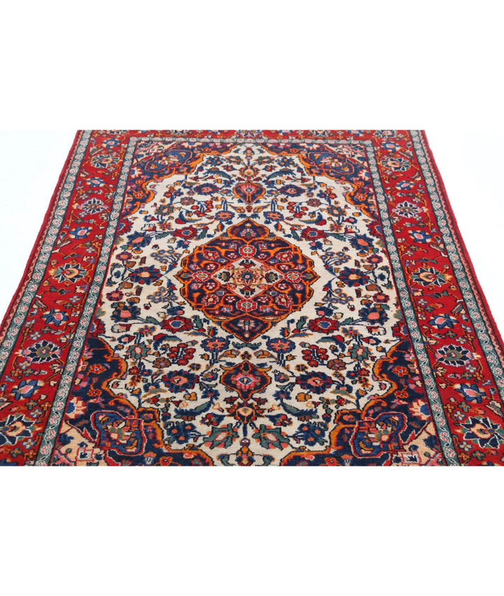 Persian Navahand Rug 4' 2" x 6' 8" Hand-Knotted | No. AT90225