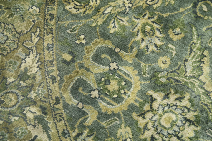 Indian Oriental Rug 5'8" x 5'9" Hand-Knotted | No. AT90748