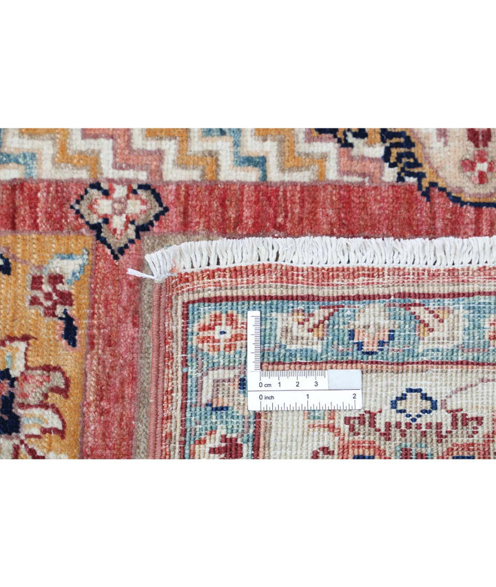 Afghan Bakhtiari Rug 4' 9" x 6' 5" Hand-Knotted | No. AT90780