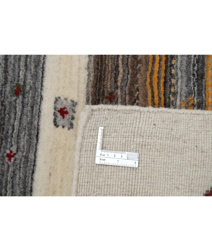 Ivory Indian Oriental Rug 4' 0" x 5' 11" Hand-Knotted | No. AT91504