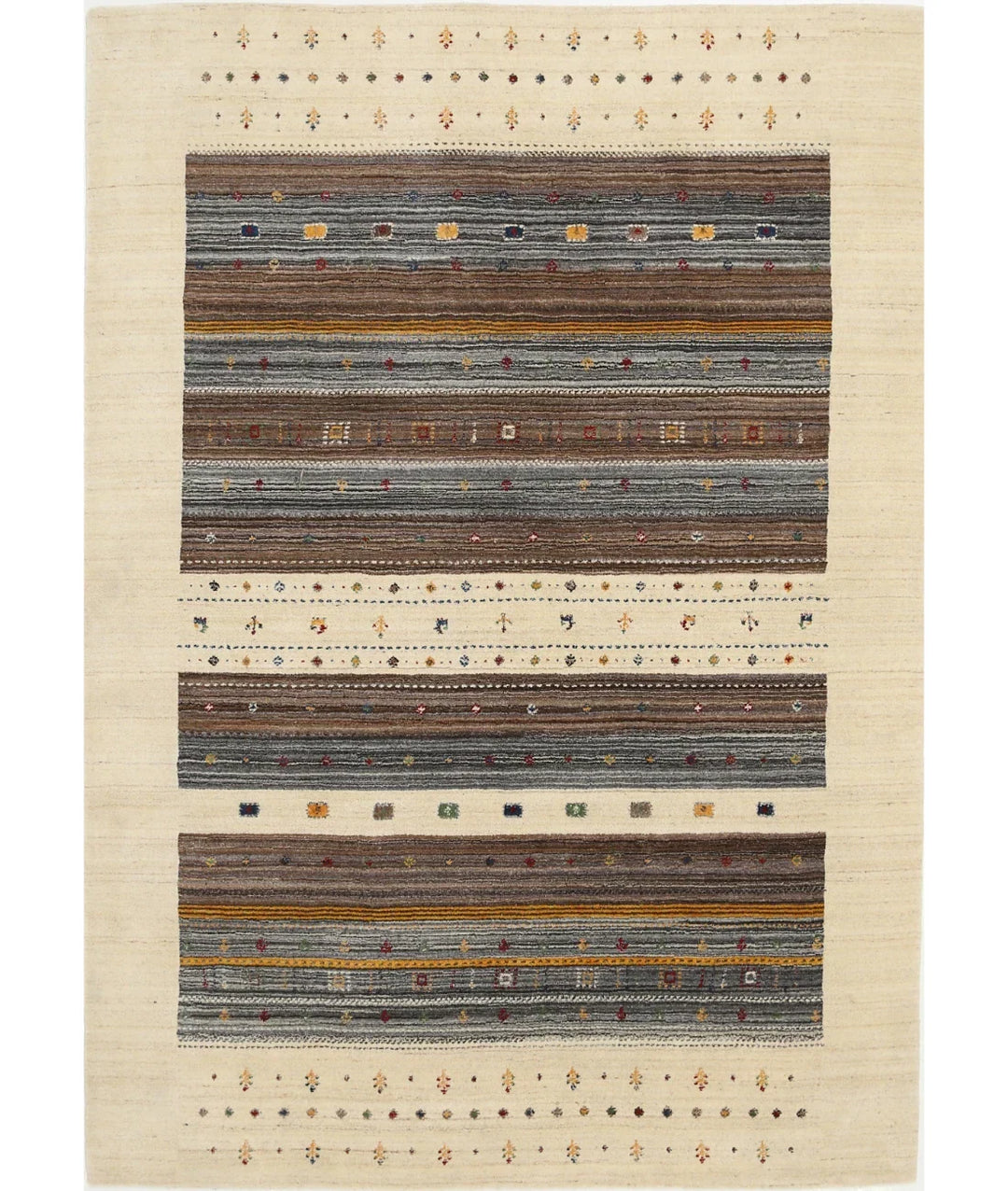 Ivory Indian Oriental Rug 5' 7" x 7' 11" Hand-Knotted | No. AT91521