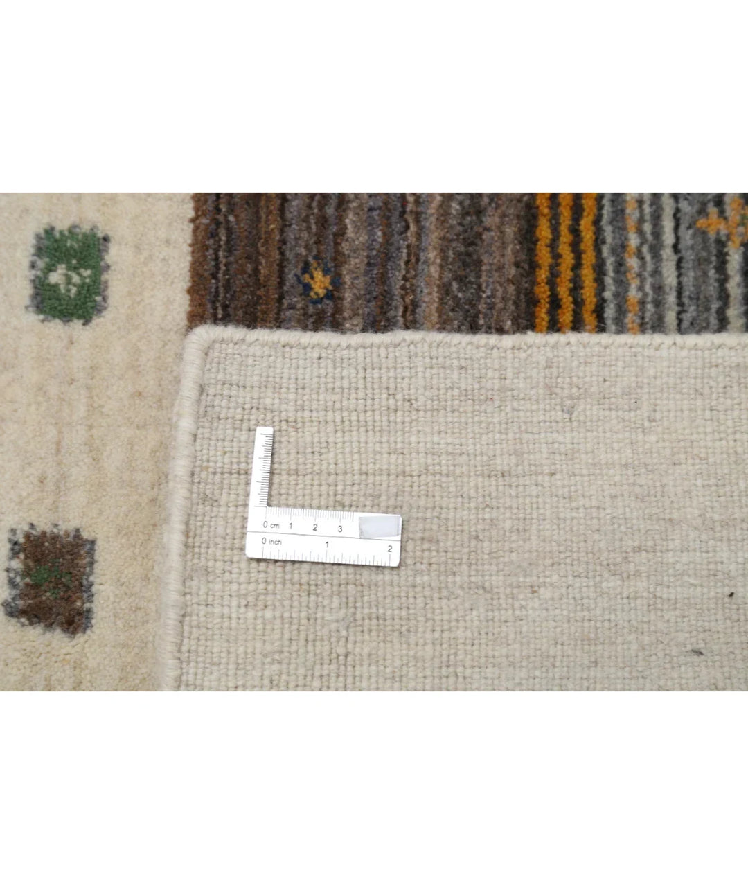Ivory Indian Oriental Rug 5' 7" x 7' 11" Hand-Knotted | No. AT91521