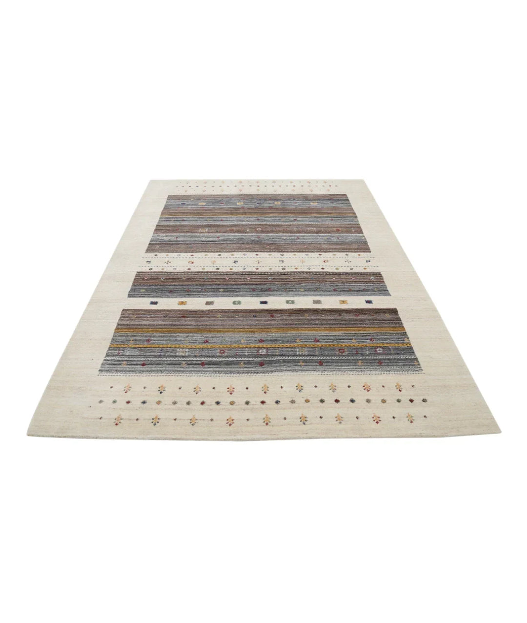 Ivory Indian Oriental Rug 5' 7" x 7' 11" Hand-Knotted | No. AT91521