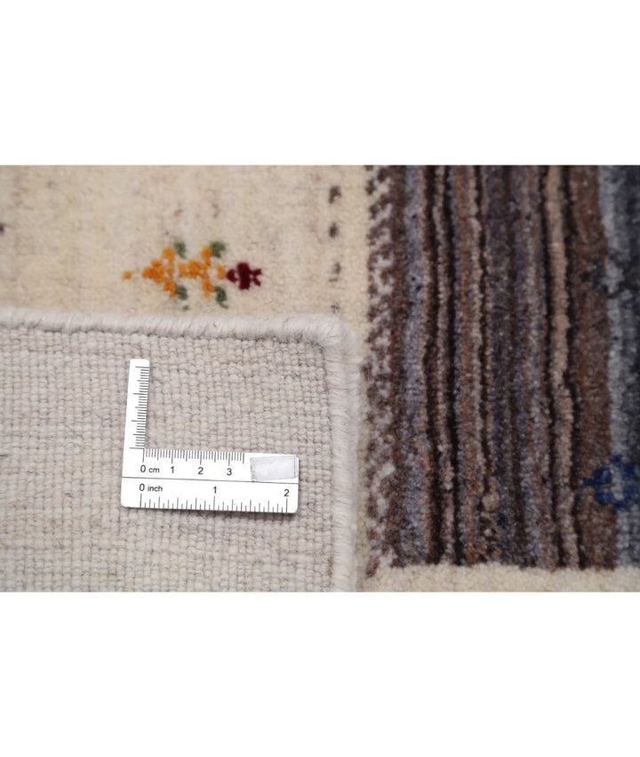 Ivory Indian Lori Rug 5' 7" x 7' 10" Hand-Knotted | No. AT92592