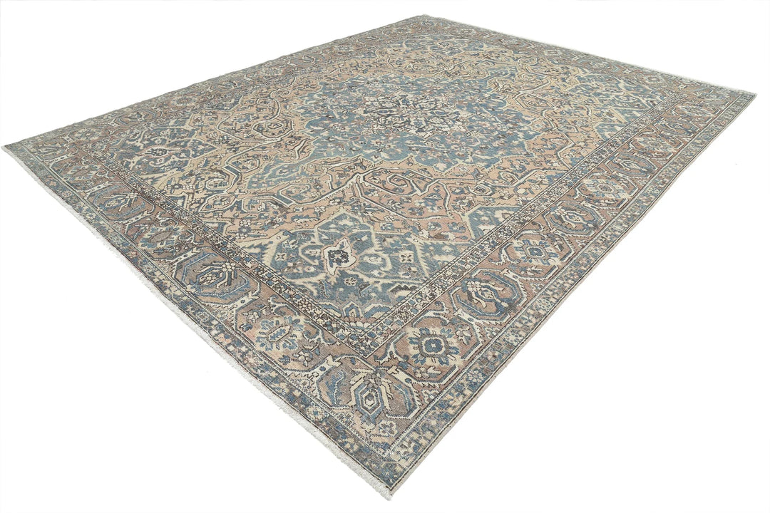 Persian Bakhtiari Rug 10' 6" x 13' 3" Hand-Knotted | No. AT93275