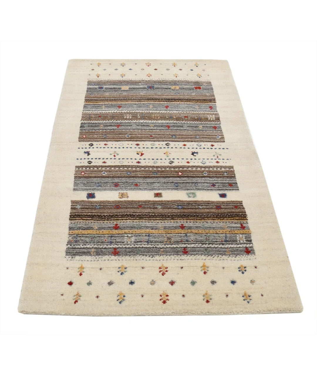 Ivory Indian Oriental Rug 3' 1" x 5' 2" Hand-Knotted | No. AT945156