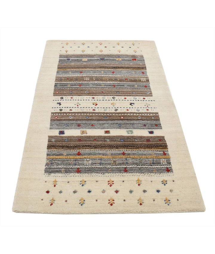 Ivory Indian Oriental Rug 3' 1" x 5' 2" Hand-Knotted | No. AT945156