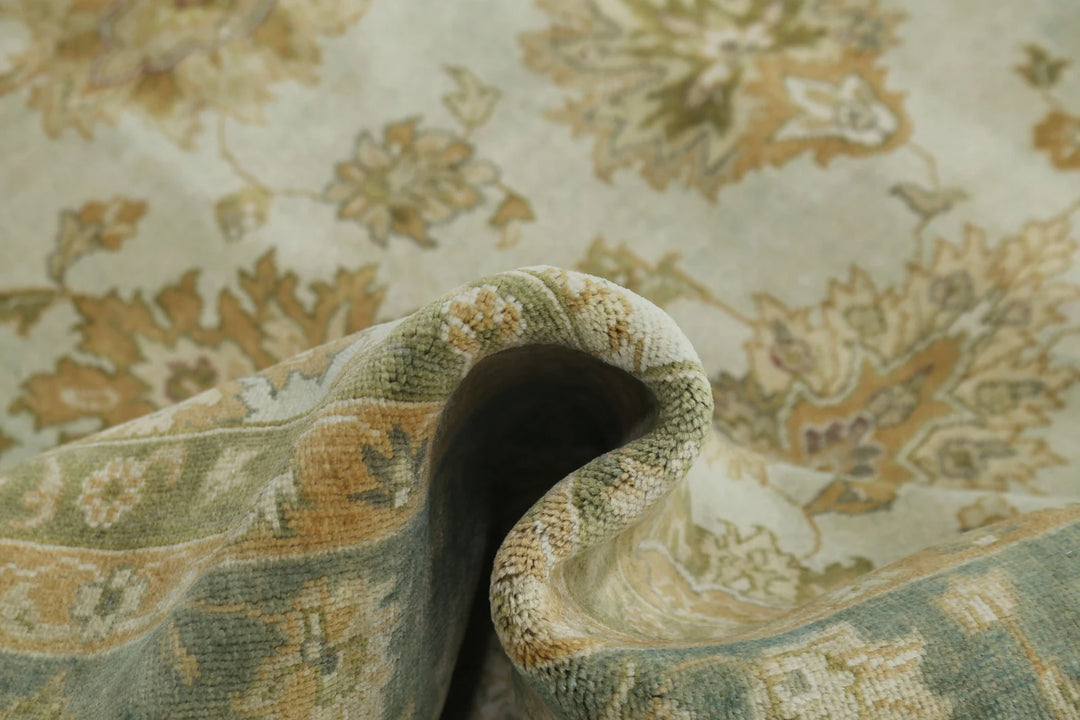 Ivory Green Indian Ziegler Rug 9' 10" x 13' 9" Hand-Knotted | No. AT95441