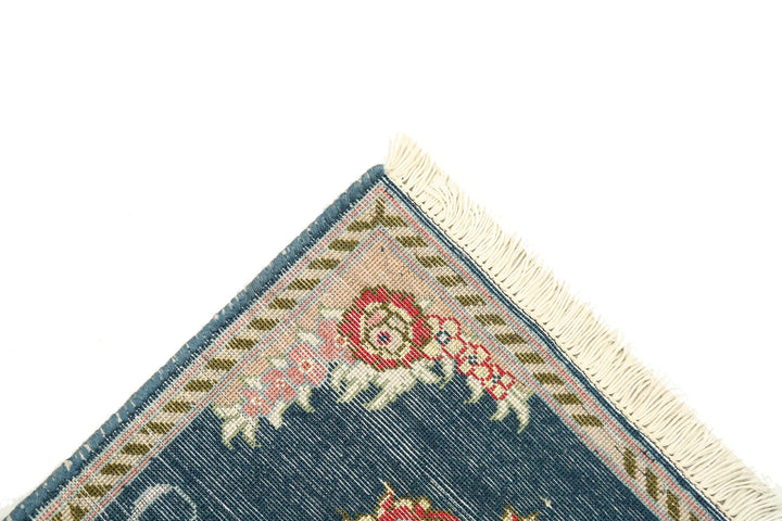 Persian Tabriz Rug 1' 1" x 1' 3" Hand-Knotted | No. AT96052