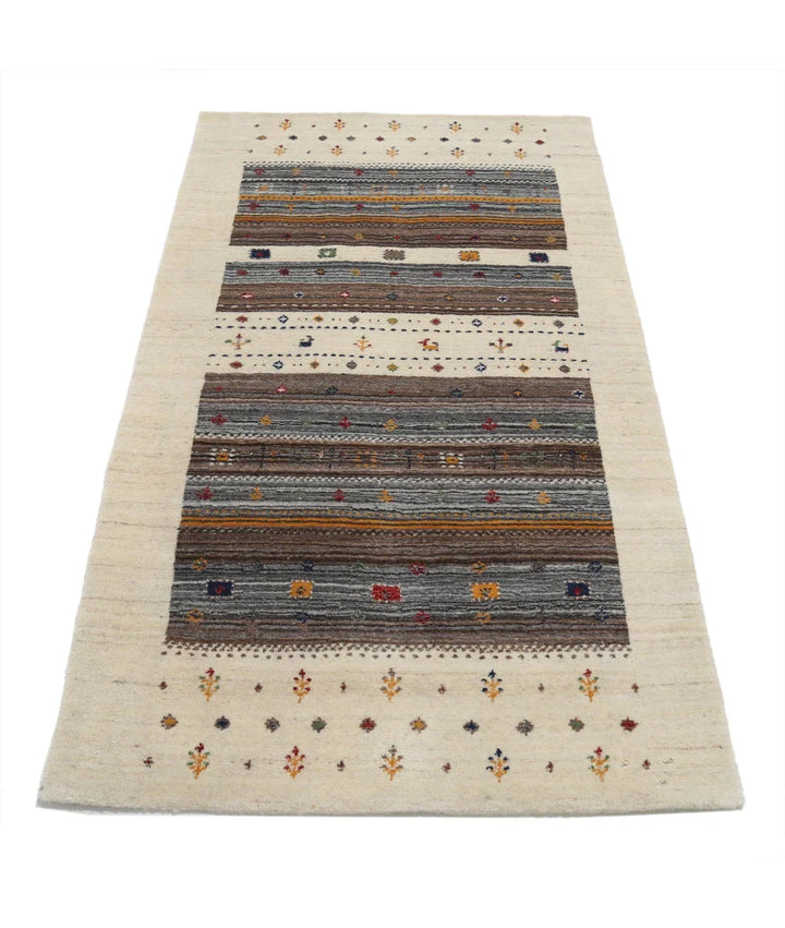 Ivory Indian Oriental Rug 3' 0" x 5' 3" Hand-Knotted | No. AT96562