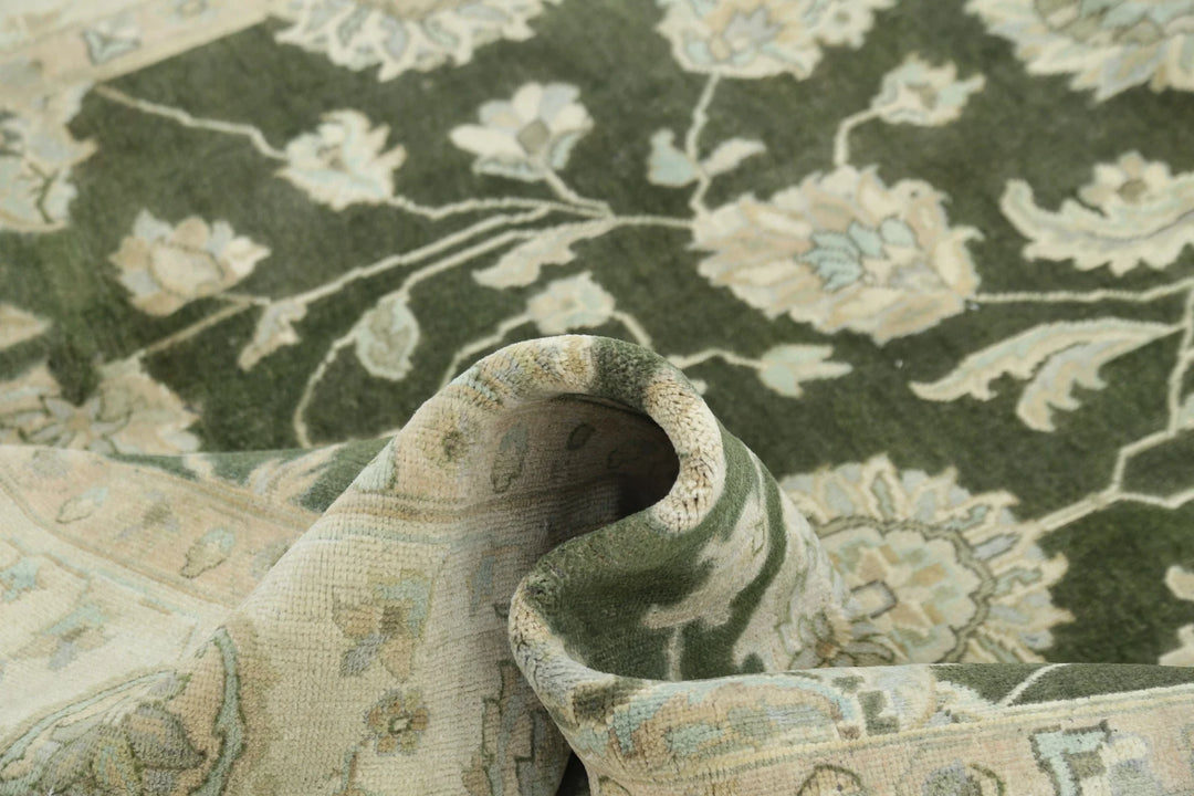 Indian Ziegler Rug 6' 0" x 8' 8" Hand-Knotted | No. AT96792