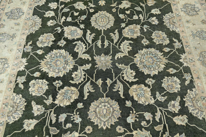 Indian Ziegler Rug 6' 0" x 8' 8" Hand-Knotted | No. AT96792