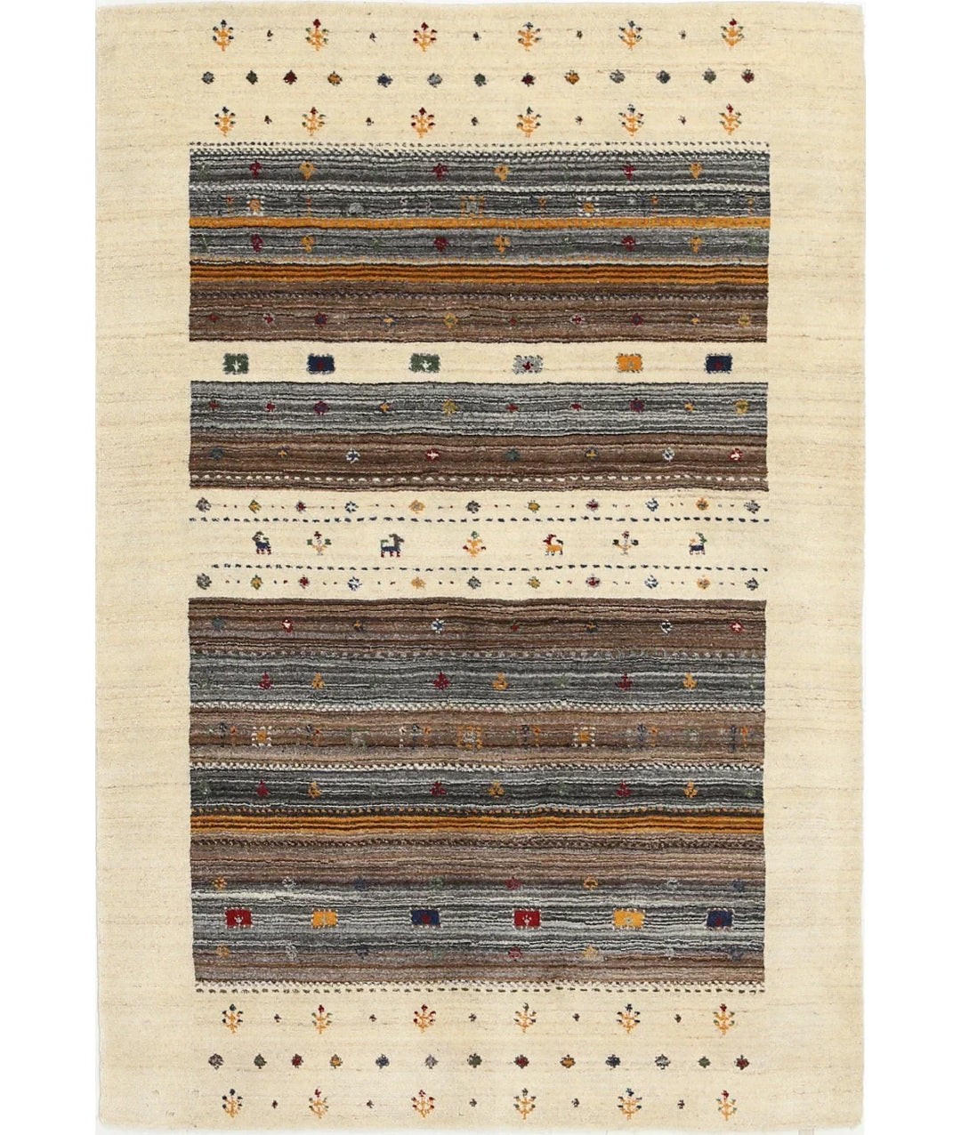 Ivory Indian Oriental Rug 4' 1" x 5' 11" Hand-Knotted | No. AT982072