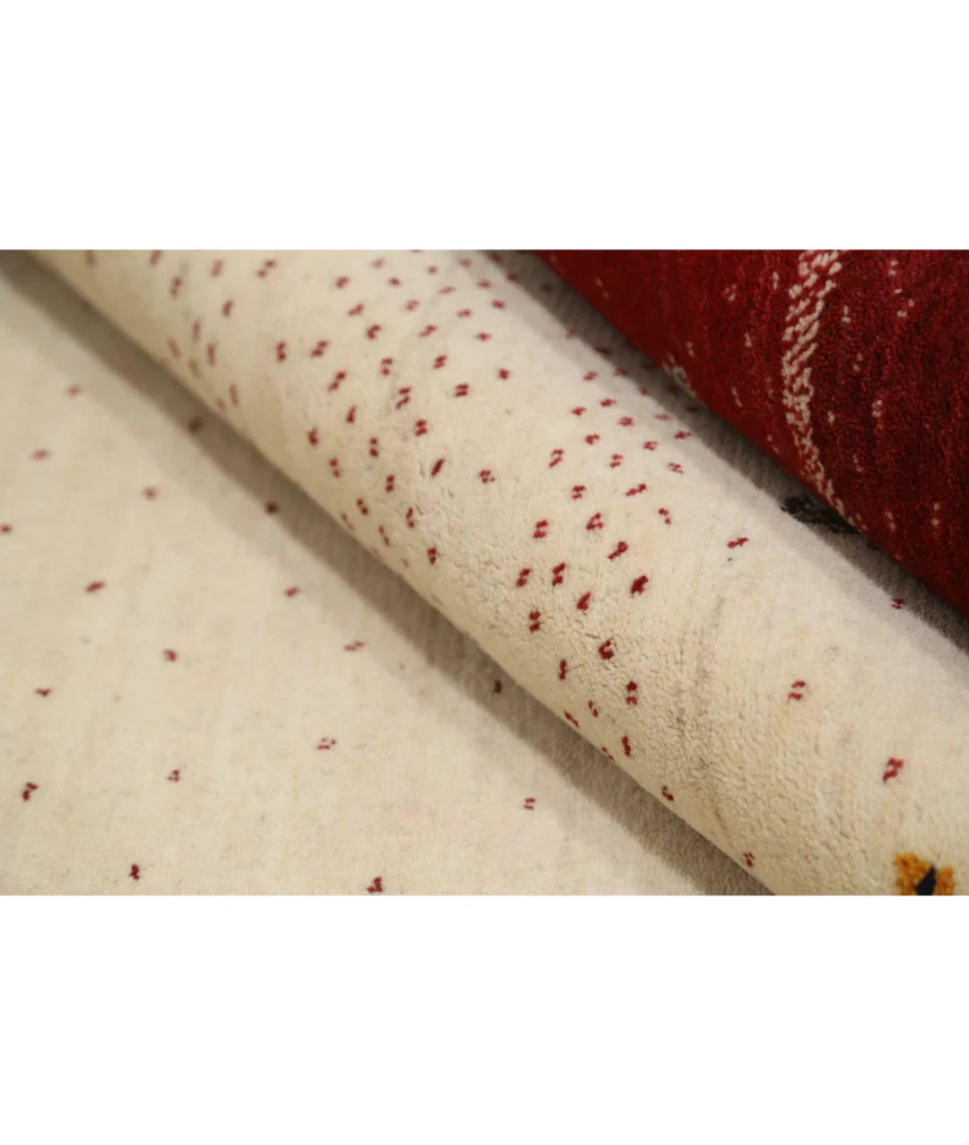 Ivory Indian Oriental Rug 5' 1" x 8' 0" Hand-Knotted | No. AT98256